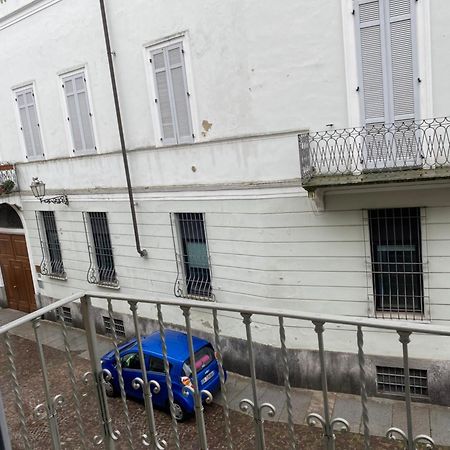 La Casa Nel Vicolo Camera 2 카살레몬페라토 외부 사진