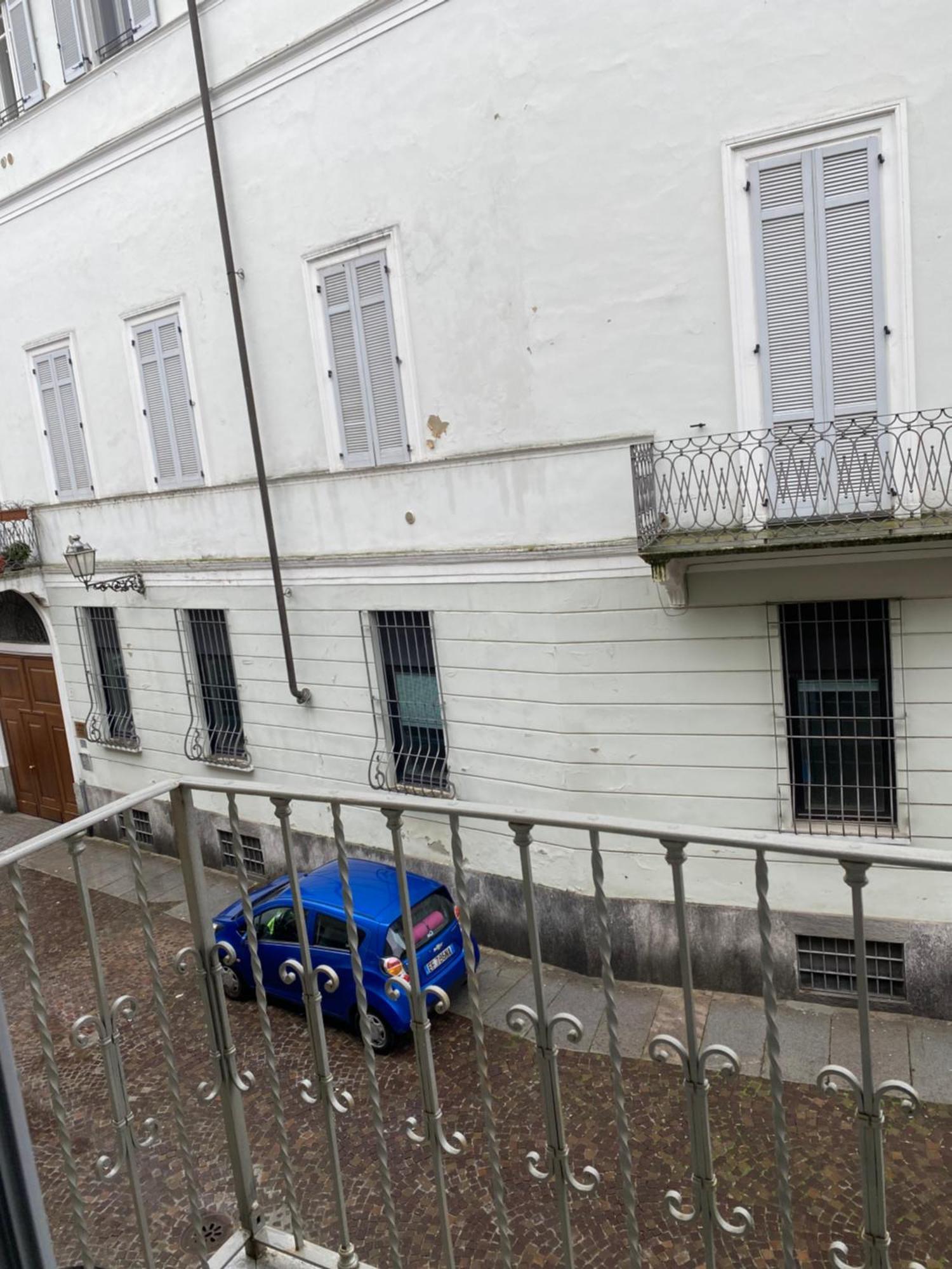 La Casa Nel Vicolo Camera 2 카살레몬페라토 외부 사진